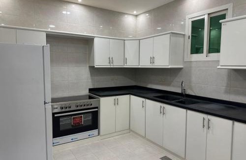 Unaizah Apartment | شقق فايا