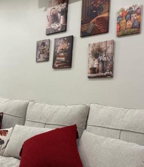 Al Kura Apartment | شقه فاخره بأثاث مريح غرفة نوم وصاله