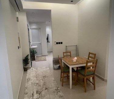 Al Malaz Apartment | شقه4 بالكامل بغرفتين نوم وصاله