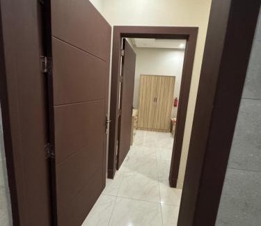 Al Malaz Apartment | غرفة وحمام مفروشة