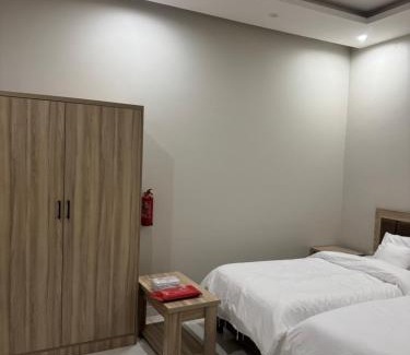 Al Malaz Apartment | غرفة وحمام مفروشة