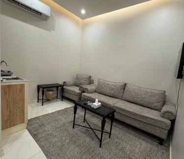 Al Malaz Apartment | غرفة وحمام مفروشة