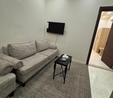 Al Malaz Apartment | غرفة وحمام مفروشة
