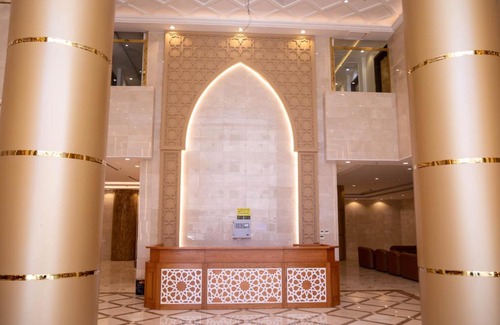 Al Aziziyah Hotel | فندق المقام الذهبي العزيزية