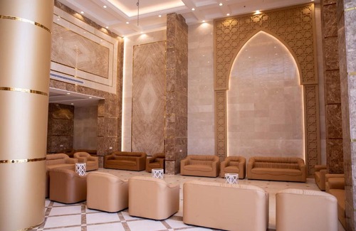 Al Aziziyah Hotel | فندق المقام الذهبي العزيزية
