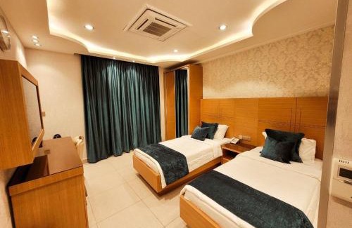 Karbalā’ Hotel | فندق الملك - King Hotel