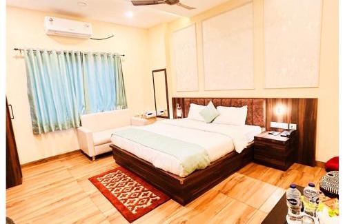 Bettiah Hotel | क्रिस्टल Crystal Palace पैलेस Bettiah बेतिया Full AC Room