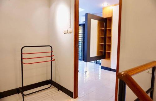 Kho Hong House | พี่ดา เฮ้าส์ (P'Da House)