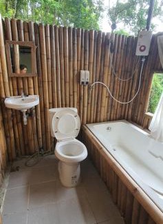 Doi Saket House | วาคุมิคาเฟ่&โฮมสเตย์ WakumiCafe&Homestay
