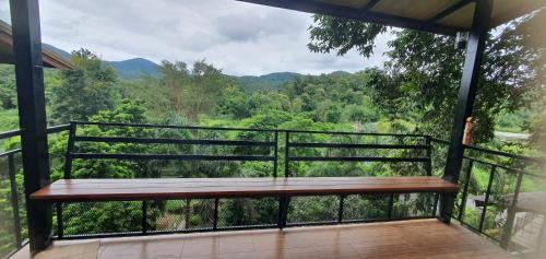 Doi Saket House | วาคุมิคาเฟ่&โฮมสเตย์ WakumiCafe&Homestay