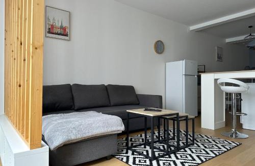 Saintes Apartment | ღ Hubble Au cœur de Saintes, Spacieux & Wifi
