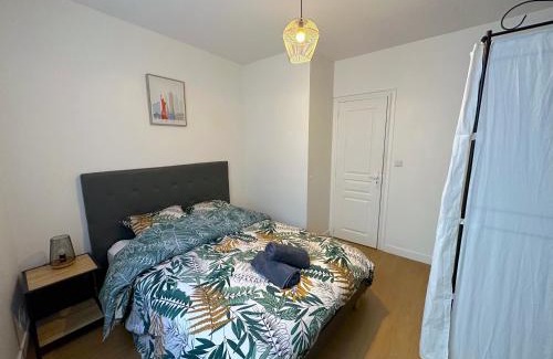 Saintes Apartment | ღ Hubble Au cœur de Saintes, Spacieux & Wifi