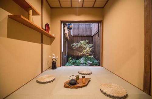 Nakagyo Ward Ski Chalet | 京町 朱雀