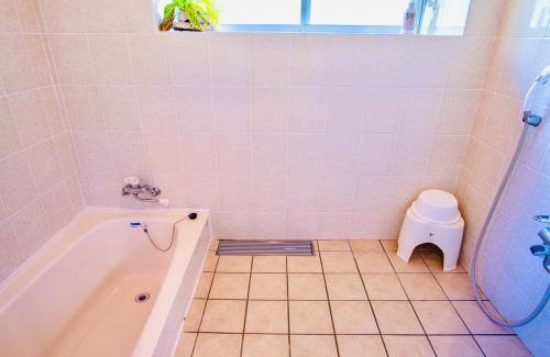 Wakugawa Apartment | 今帰仁古民家の宿 つばめや