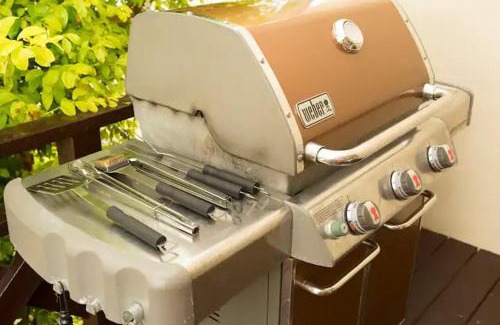 Chatan Apartment | 宮城海岸徒歩2分 大人も子供もBBQや子供用プールで楽しめる アメリカンビンテージのデザイナーズハウス