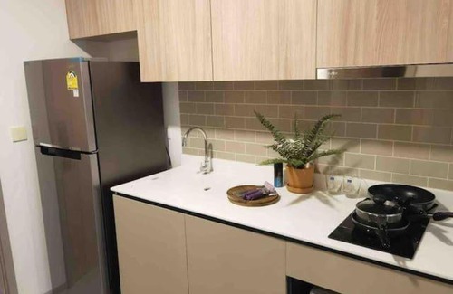 Thanon Phaya Thai Apartment | 市中心高端泳池公寓 BTS phayathai 500米 附近王权免税店