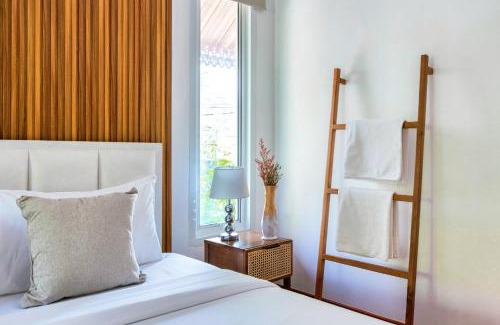 San Sai Bed & Breakfast | 提供免费汽车使用的含泳池被墅房间