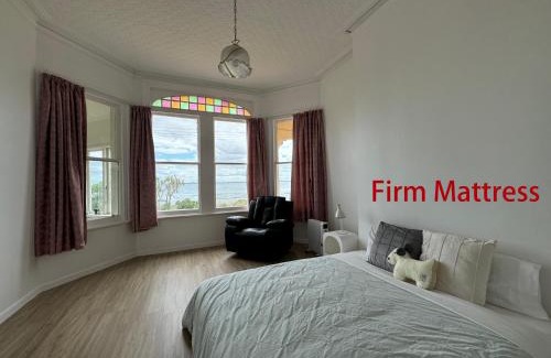 Bluff House | 海边小屋