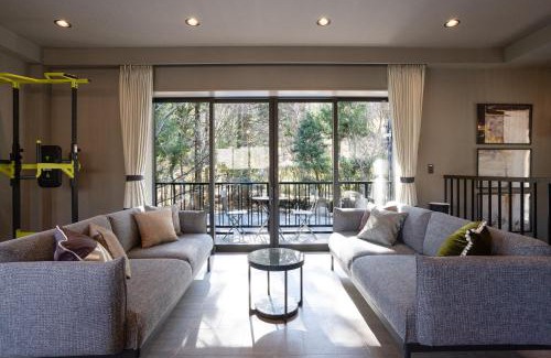 Hakone House | 源泉かけ流し 白濁 Forest Suite Hakone Sengokuhara