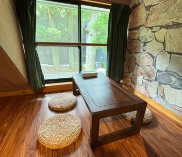 Hakone Ski Chalet | 箱根シャレー コンビニ近く 海賊船に乗ろう 箱根中心