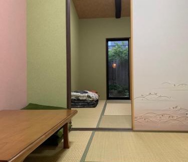 Ukyo Ward Apartment | 翠云間 庭院式京町屋 京都四条西院