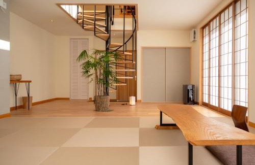 Aoi Ward Hotel | 風香る森のホテル鈴桃rindou
