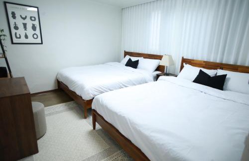 Sinchon-dong Apartment | 모던스테이 신촌