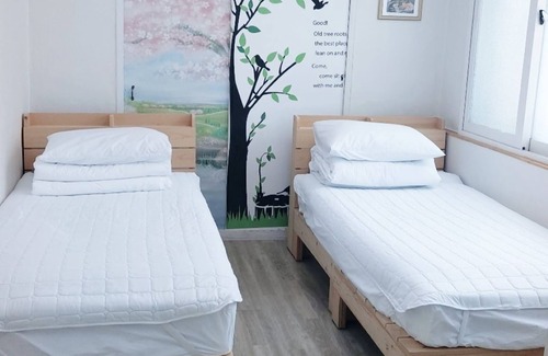Jeonju Bed & Breakfast | 오직 한팀 숙박으로 편하게 머물수 있고 깨끗하고 한옥마을 가깝고 취사 가능한 고객 만족도가 높은 집