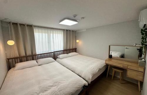 Itaewon Apartment | 이태원372