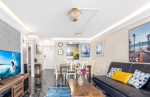 Waikiki Condo | 0.1 mile to Waikiki Beach-Renovated 2B/2B Condo/Free Parking