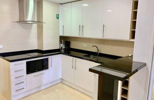 Marbella City Centre Apartment | 0. PM 81C, Parque Marbella 81C modern beachfront central WIFI