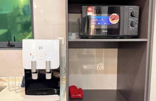 Central District Apartment | 0%Tax Unblock View Muji Feel 3BR 12Pax Netflix 2CP