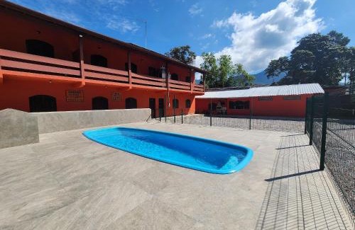 Maranduba Apartment | 0001.12 - Maranduba - Kitnet Térreo -5 Pessoas - 2 Quadras Do Mar - Piscina - Wi-Fi