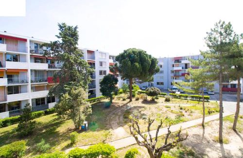 Lemasson Apartment | 005- Appartement 6 chambres, Tramway, Parking,Clim