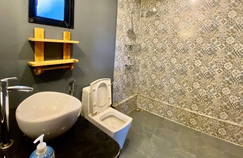 Anjuna House | 01 Camouflage · The Sal by Nirvana Abode