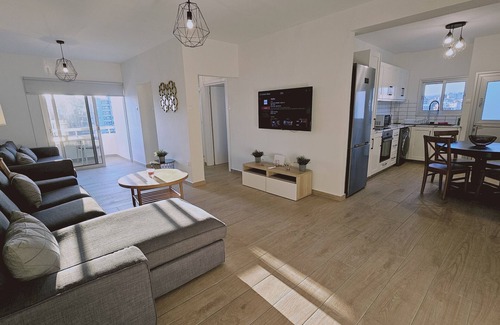 Historical Center Apartment | 01 LIM - STAY Sky Apartment