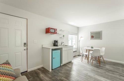 Chattanooga Cabin | 02: The Wright Suite - A PMI Scenic City Vacation Rental