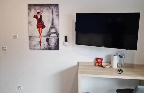 Charenton-le-Pont Apartment | 03.Studio#Charenton#Loft#HomeCinema#fitness