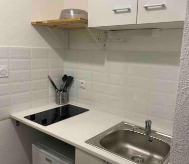 Montpellier Apartment | 033- Le Pirée, Rives du Lez, Studio - Parking