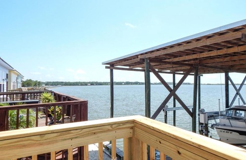 Dauphin Island House | 041 Fish Camp #18 Home