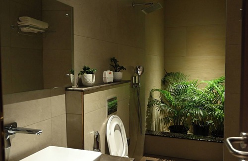 Nedumbassery Hotel | 0484 Aero Lounge - Terminal 2, Cochin Airport Hotel