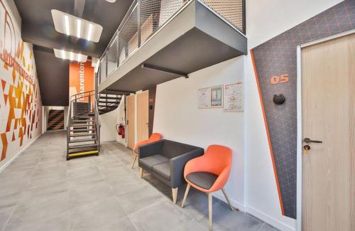 Charenton-le-Pont Apartment | 06.Studio#Charenton#Fitness#Cinema
