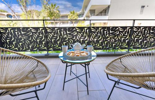 Villeneuve Loubet Beach Apartment | 06AH - Superb waterfront T2 - swimming pool