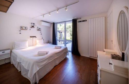 Biot Villa | 06V - Beautiful villa with spa pool and tennis