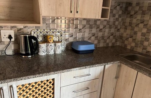 Newcastle Apartment | 08tree76nine7725