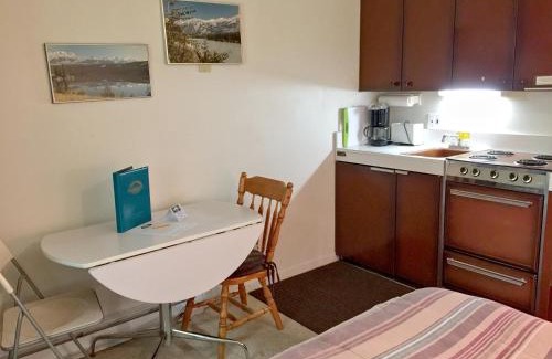 Glacier House | 09 - Snowline Lodge