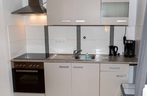 Wilhelmshaven Apartment | 090 Geniusbank EL - 090 Geniusbank EL vacation apartment