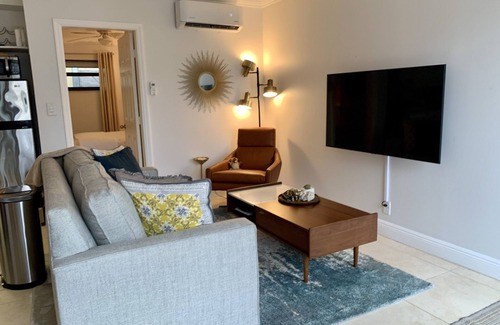 Lauderdale-by-the-Sea Condo | 1/1 Condo - Steps to the Beach!
