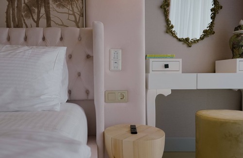 Mecidiyekoy Apartment | 1+1 FURNISHED PRIVATE APARTMENT IN ISTANBUL ŞİŞLİ
