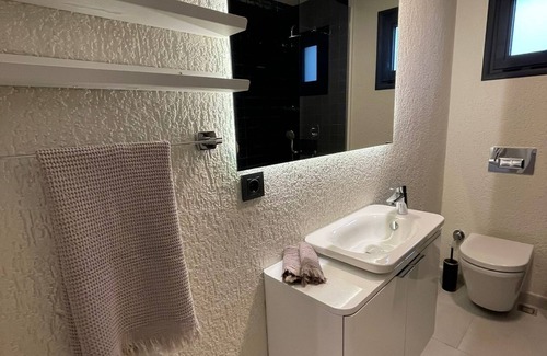 Yalı Apartment | 1+1 Villa with Communal Pool in Bodrum Ortakent